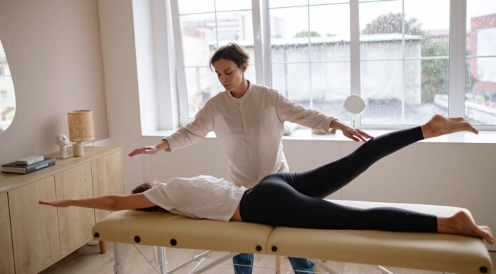 A gerincsérv tünetei: az 5 leggyakoribb kérdés válasszal együtt gerinctorna