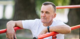 Az egészség nem csak akkor fontos, amikor már fáj férfi a nyújtón